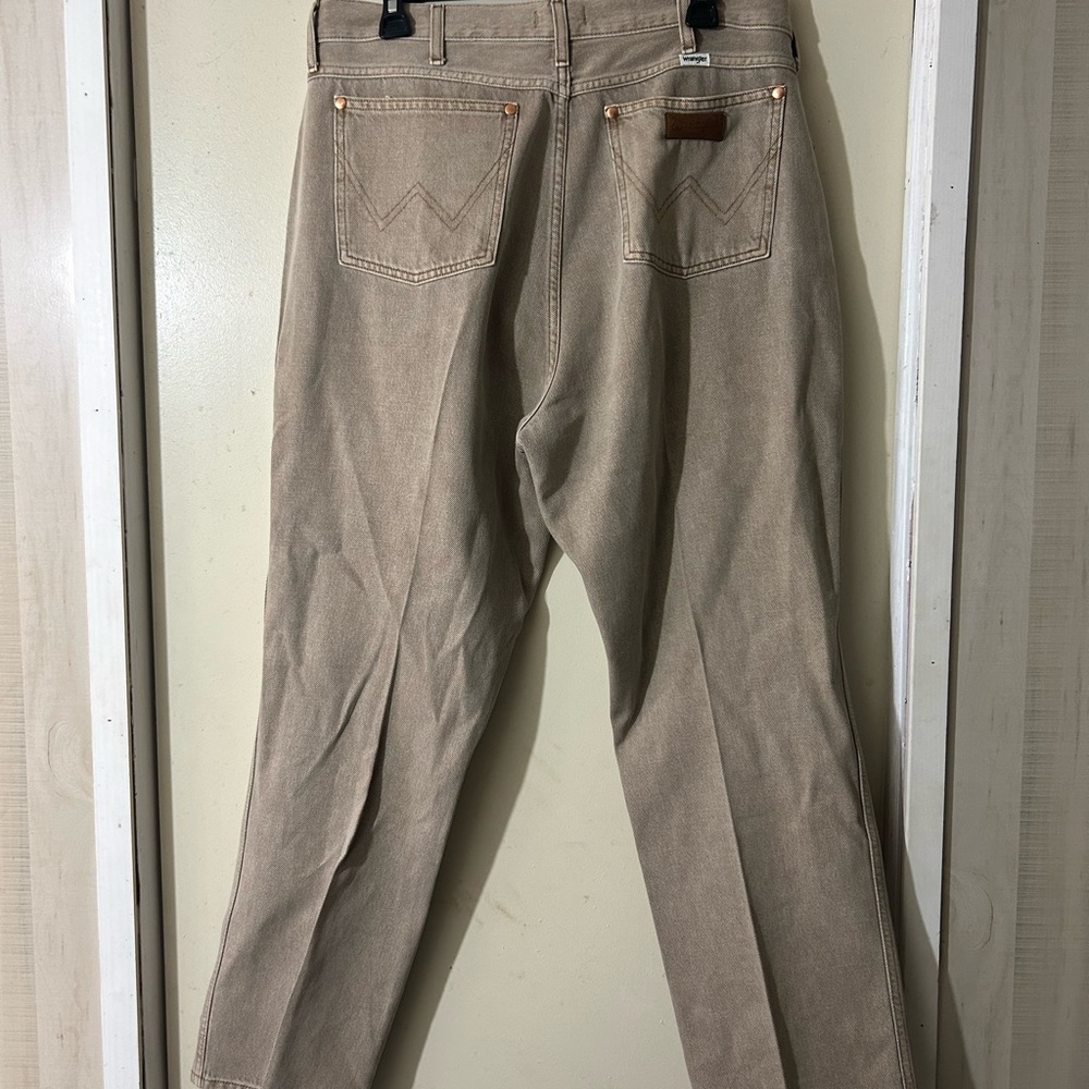 Wranglers straight leg jeans